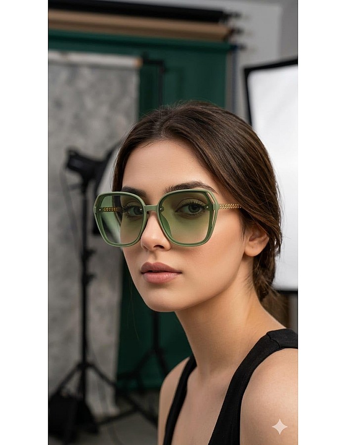 Designer Sunglasses for Women with A High-end Feel New Sunscreen Summer Big Face Trend Fashionable Driving Glasses