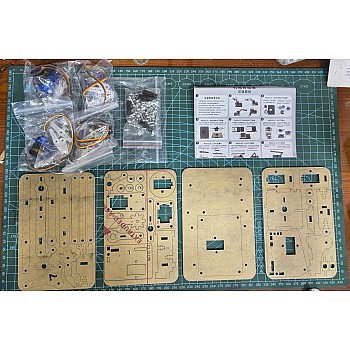 4 DOF Acrylic Mechanical Arm Robot Manipulator Claw Maker Kit with 4 Servo Motors, Disassembly Design, STEM Science