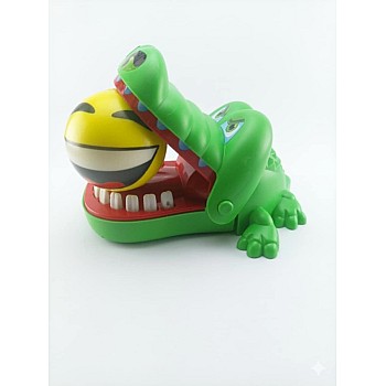 Creative Kids Finger Biting Crocodile Jaw Toy Funny Snap Bite Feature Helps Develop Kids Motor Skill