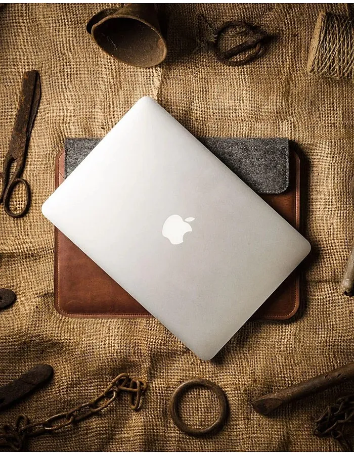 Dipelle UltraSlim 13 Inch Laptop Sleeve | Felt & PU Leather | MacBook Pro 13" M2/M1, 13 | MacBook Air 13.3", iPad Pro 12.9", Surface Pro 9/8 13 (Hazel, 13.3)