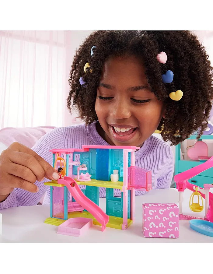 Barbie Mini BarbieLand Doll House Sets, Mini Dreamhouse with Surprise 1.5-inch Doll, Furniture & Accessories, Plus Elevator & Pool
