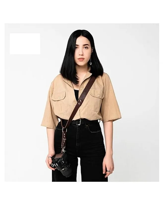 GenPro Single Brown Genuine Leather Belt: Enjoy the comfort of carrying and style with this classic brown leather belt, which brings a stylish touch to your photography experience