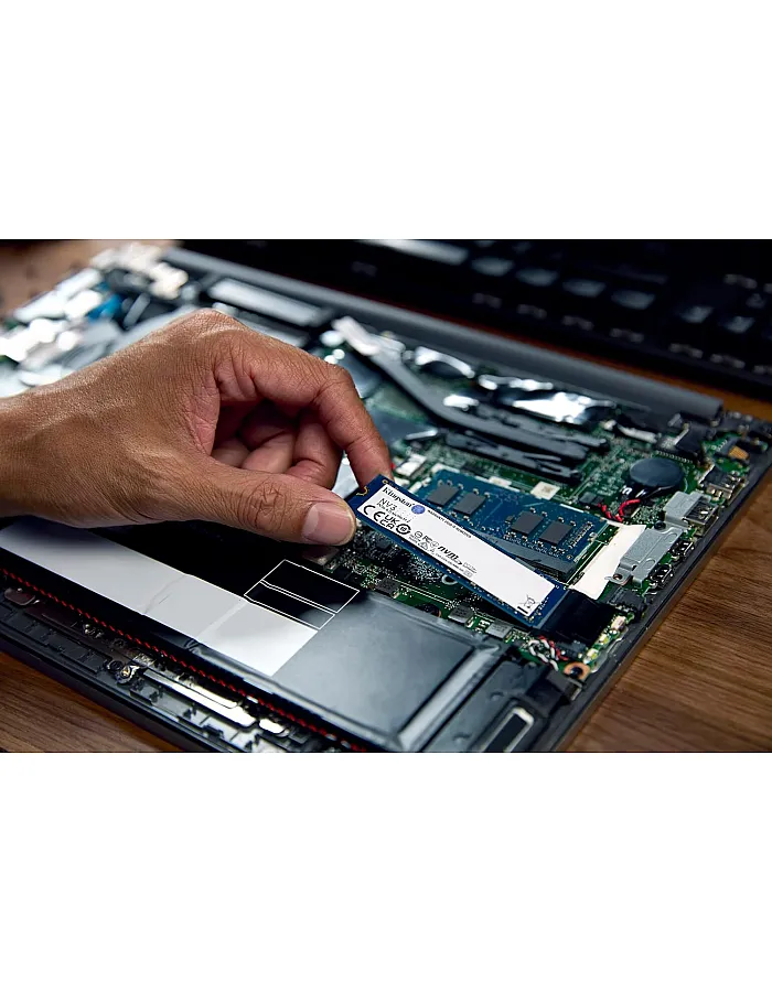 وحدة تخزين داخلية من كينجستون بسعة 1 تيرابايت موديل NV3 بتقنية NVMe واتصال PCIe متوافقة مع الكمبيوتر نوع سوليد ستيت درايف