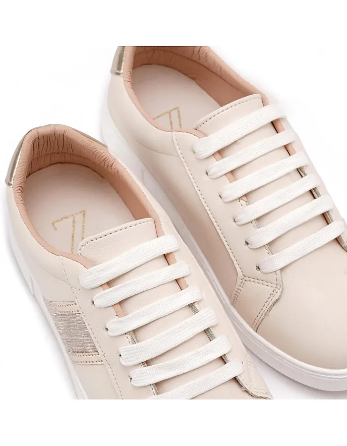 ZELDA womens Zelda 020 Sneaker